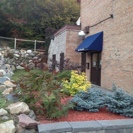 Elliot LakeParis Plaza公寓 外观 照片